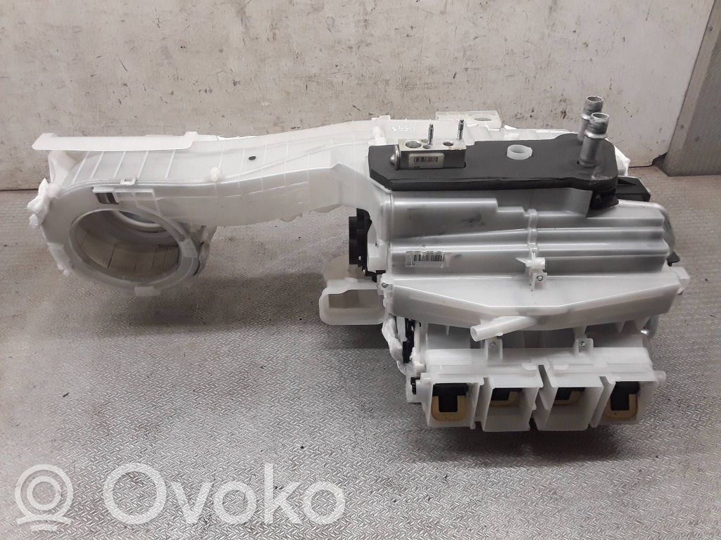 Citroen C4 II Picasso Nagrzewnica / Komplet 