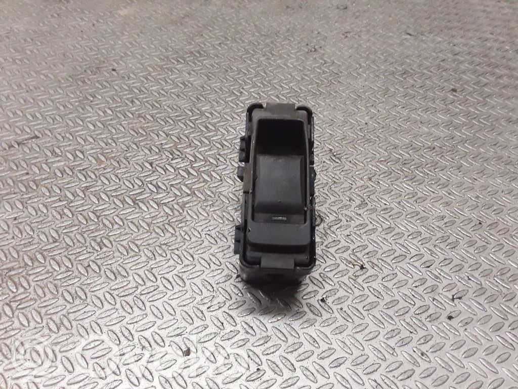 Jeep Patriot Electric window control switch 