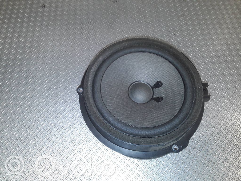 Etuoven kaiutin   8A6T18808AC
