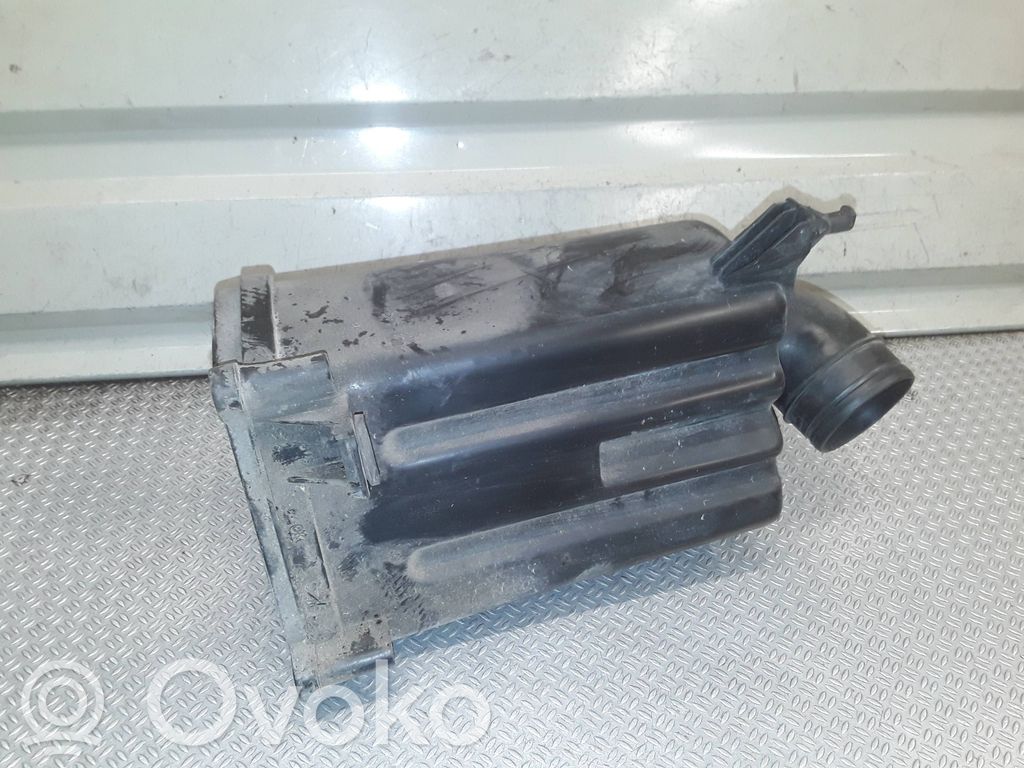 Ilmansuodattimen kotelo   8Z0129607C