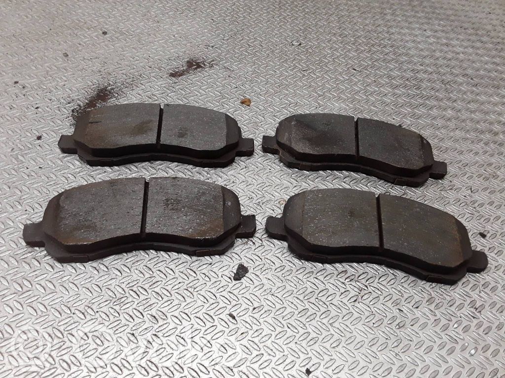 Plaquettes de frein avant