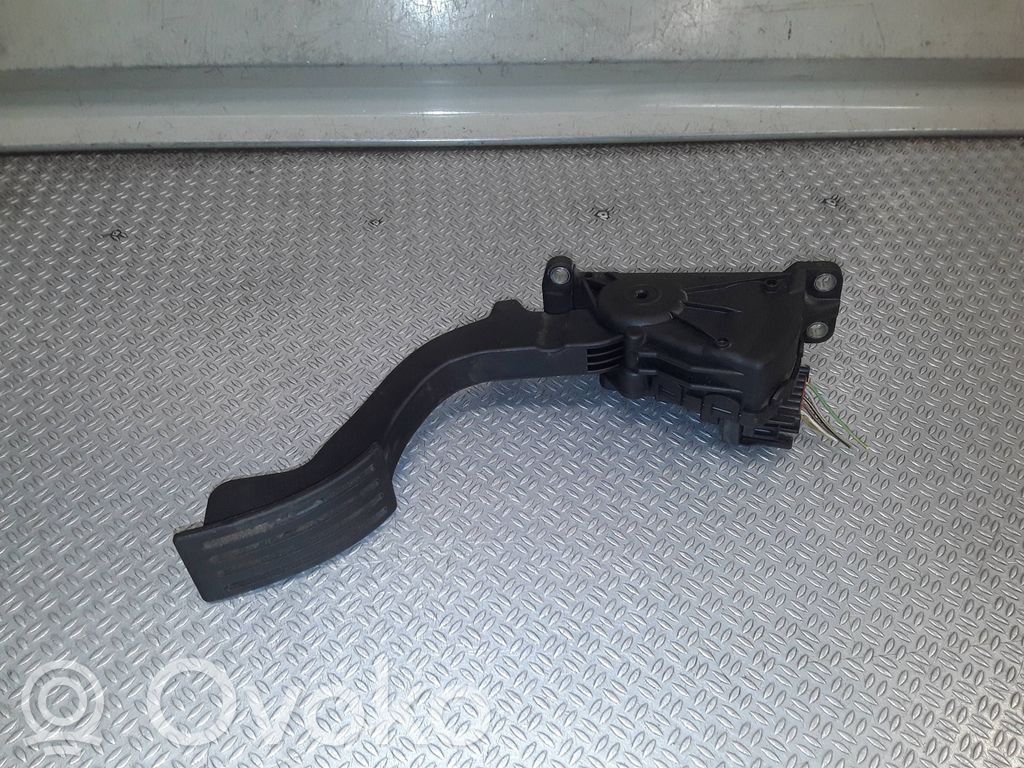 Pédale d'accélérateur   4M519F836AK