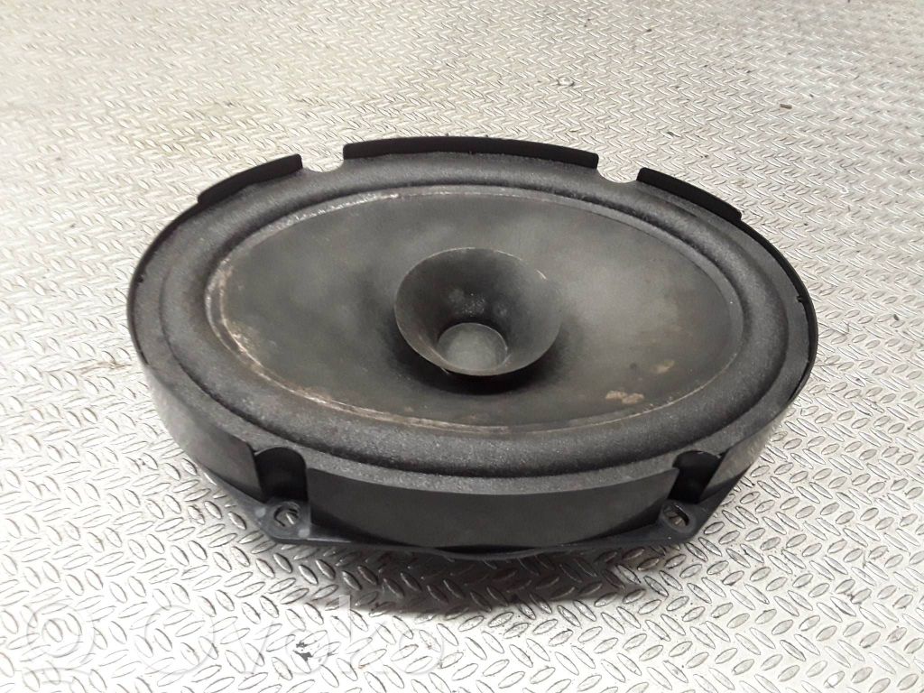 Mazda 6 Altavoz de la puerta trasera 