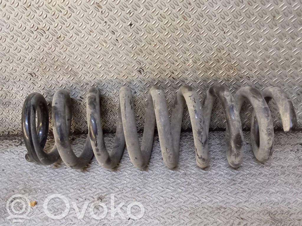 Arc elicoidal spate