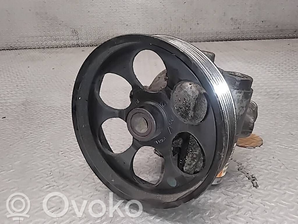 Ohjaustehostimen pumppu   7700426719