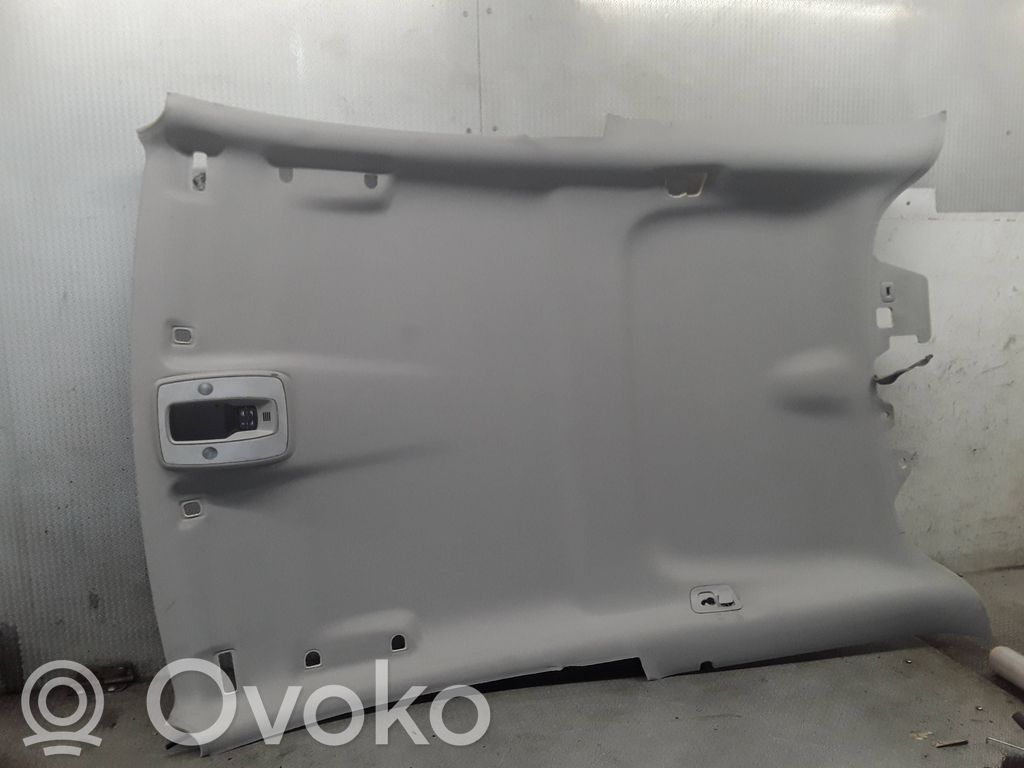 Volvo C30 Lubos 
