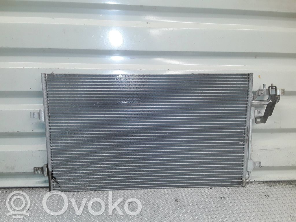 Volvo C30 Skraplacz / Chłodnica klimatyzacji 