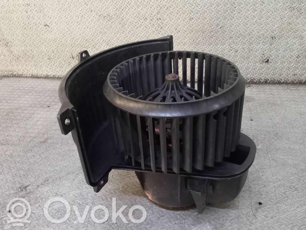 Heizungslüfter   7L0920021N