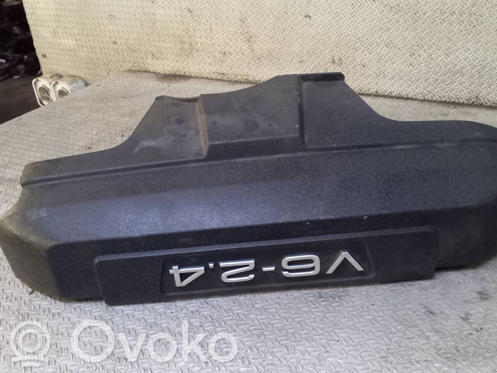 Capac protecție motor   06E103925