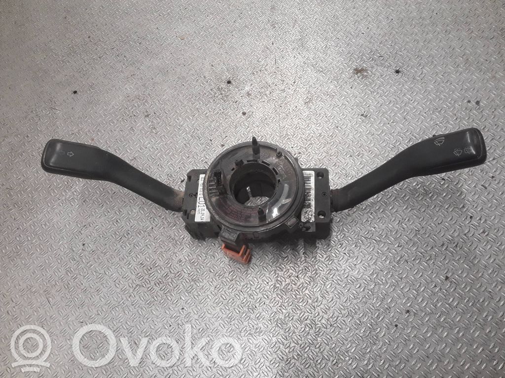 Bloc semnalizator și ștergător parbriz   4B0953503F,8L0953513G,202852