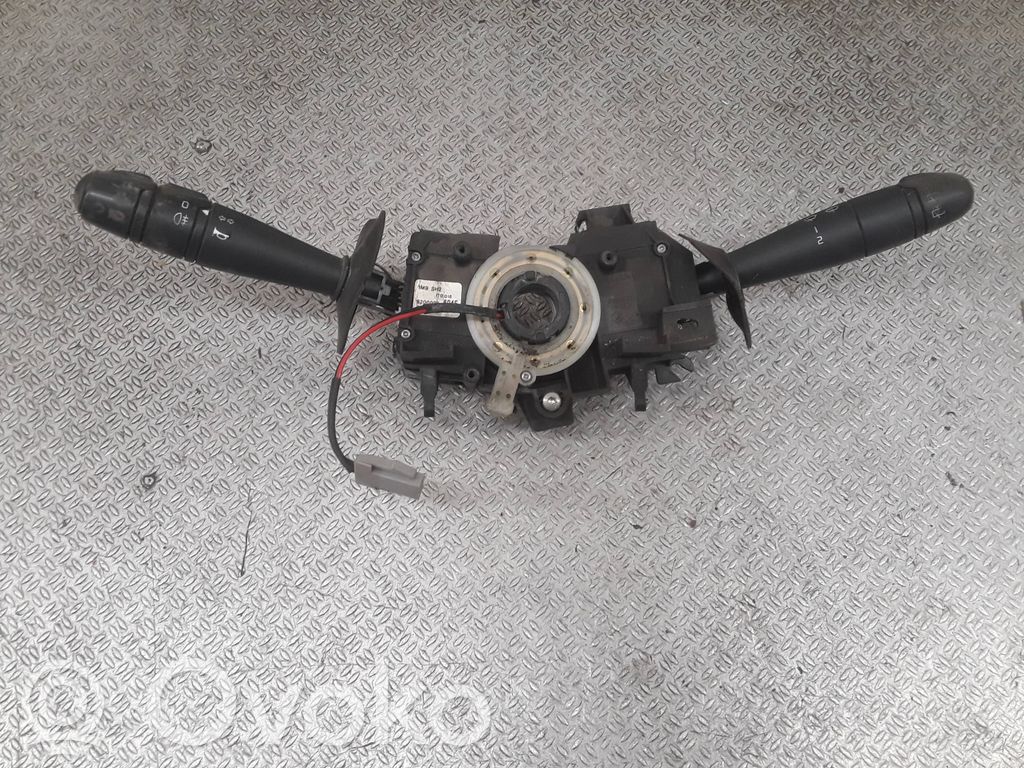 Manetka / Przełącznik kierunkowskazów wycieraczek   34397502AN