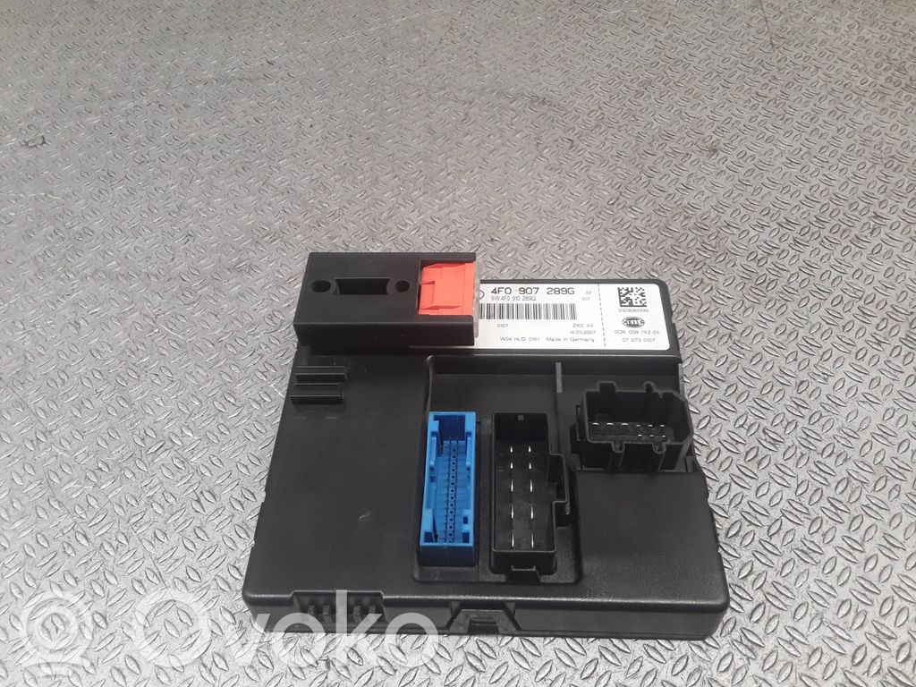 Module d'éclairage LCM   4F0907289G