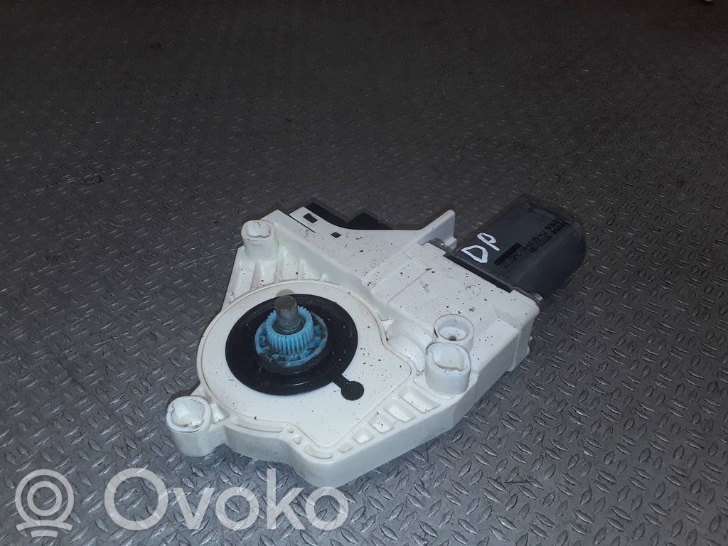 Moteur de lève-vitre de porte avant   4F0959802D