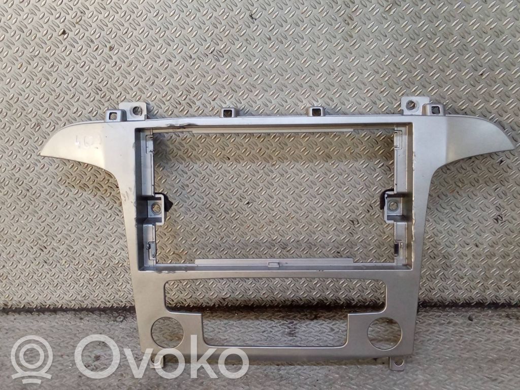 Ford S-MAX Rămă unitate radio/GPS