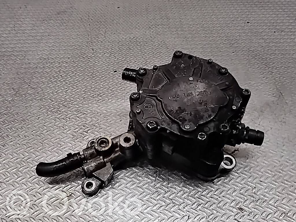 Volkswagen PASSAT B6 Pompă vacuum 