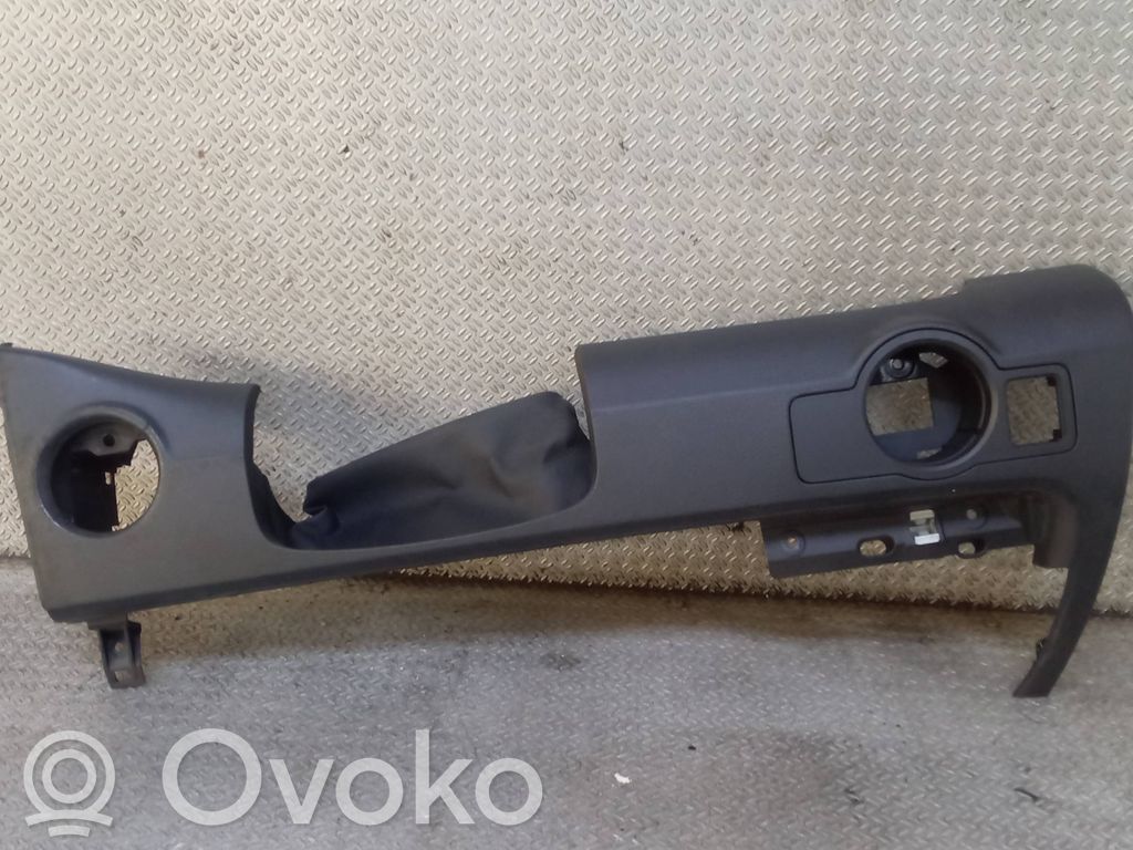 Kojelaudan alempi verhoilu   3AB857200