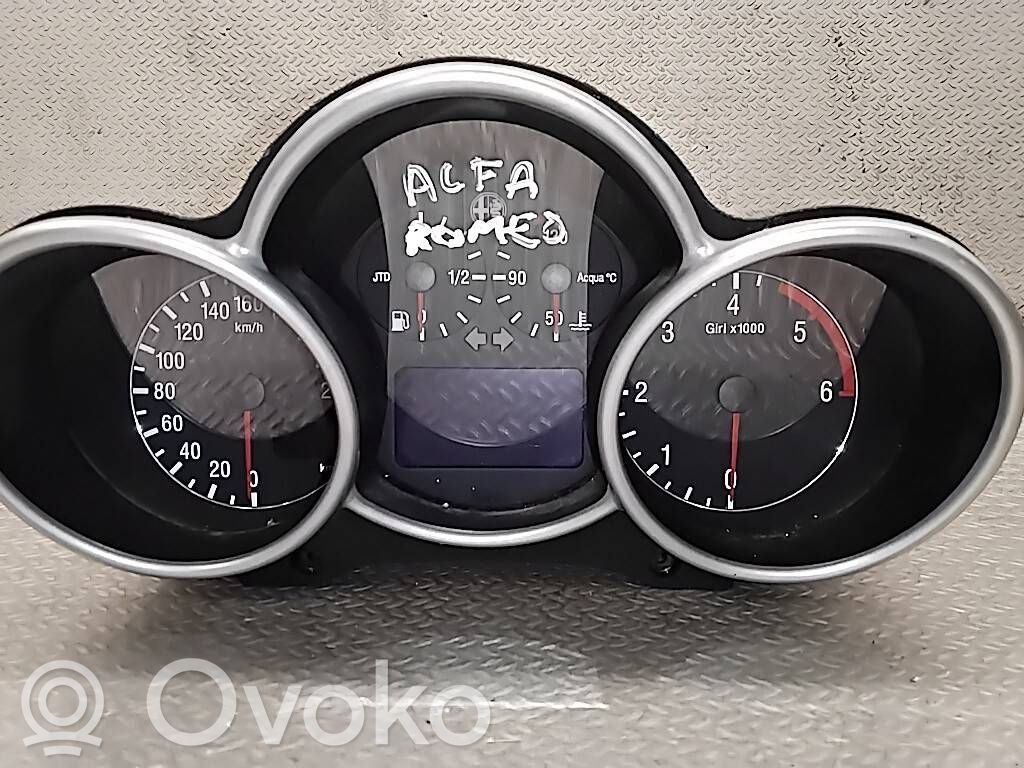 Alfa Romeo 147 Tachimetro (quadro strumenti) 