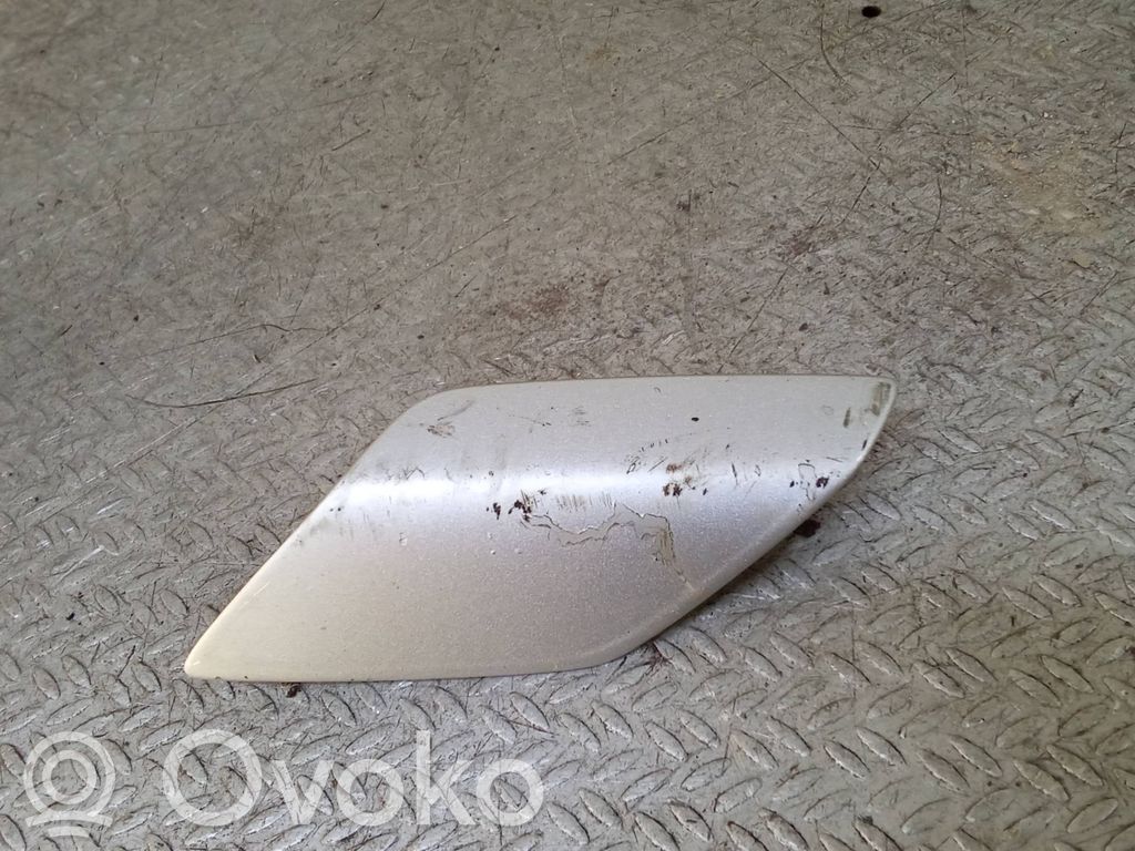 Ajovalonpesimen pesusuuttimen kansi/suoja   5K0955109A