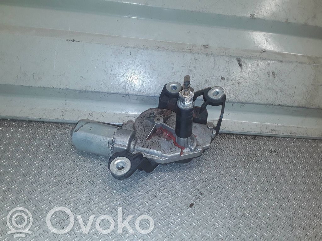 Volkswagen PASSAT B6 Motor ștergător lunetă 