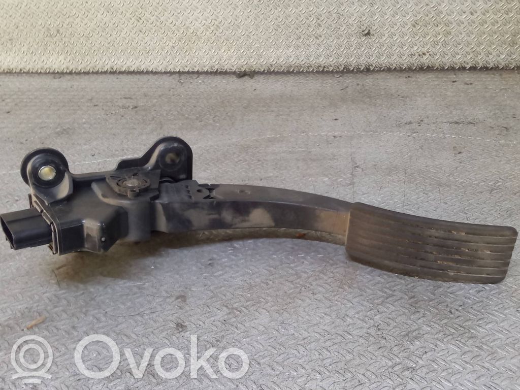 Mitsubishi Lancer VIII Pédale d'accélérateur