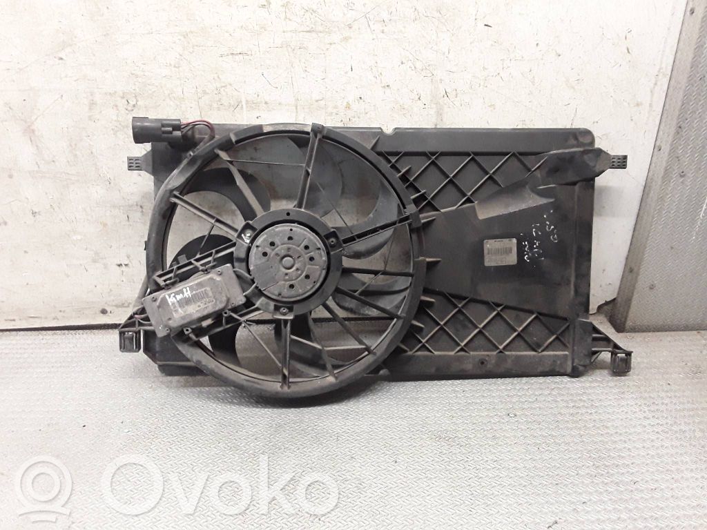 Elektrinis radiatorių ventiliatorius   0130303930,3M5H8C607RG