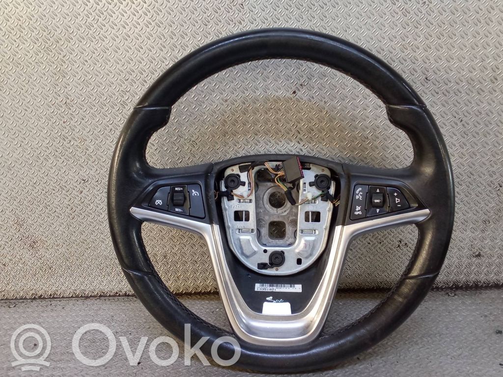 Руль   13351021