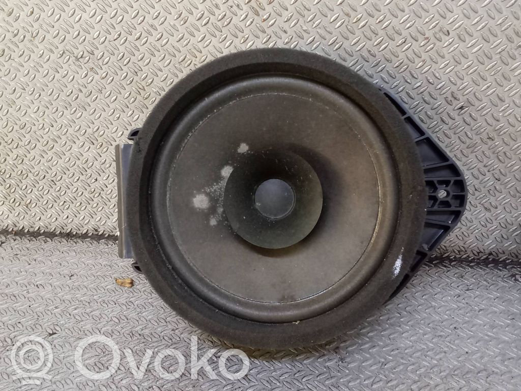 Takaoven kaiutin   22759389