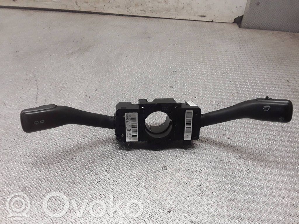 Interruptor/palanca de limpiador de luz de giro   8L0953513G,202852ATW