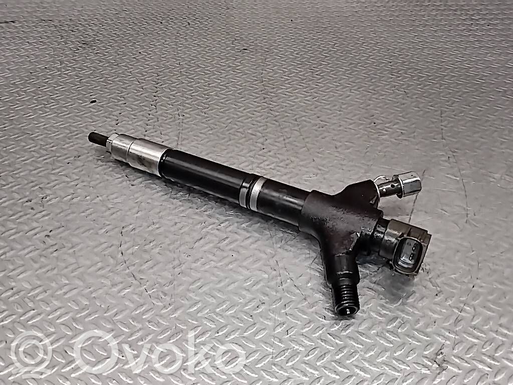 Injektor Einspritzdüse   236700R100