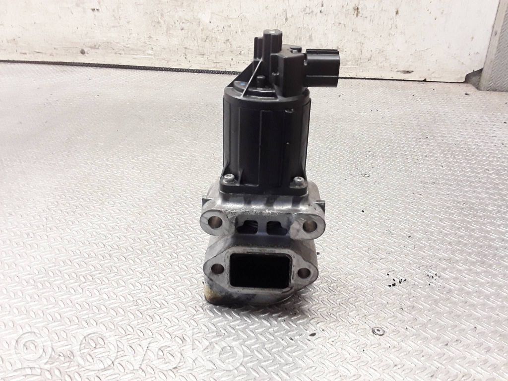 Opel Astra H Zawór EGR