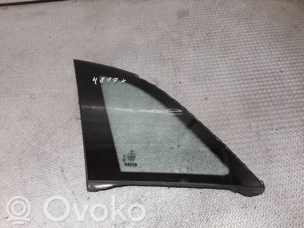 Mercedes-Benz B W245 Vitre latérale arrière