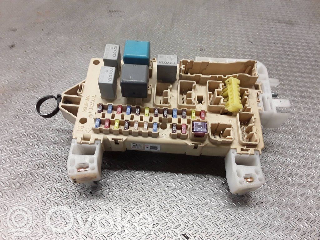 Toyota Corolla Verso AR10 Modul siguranțe