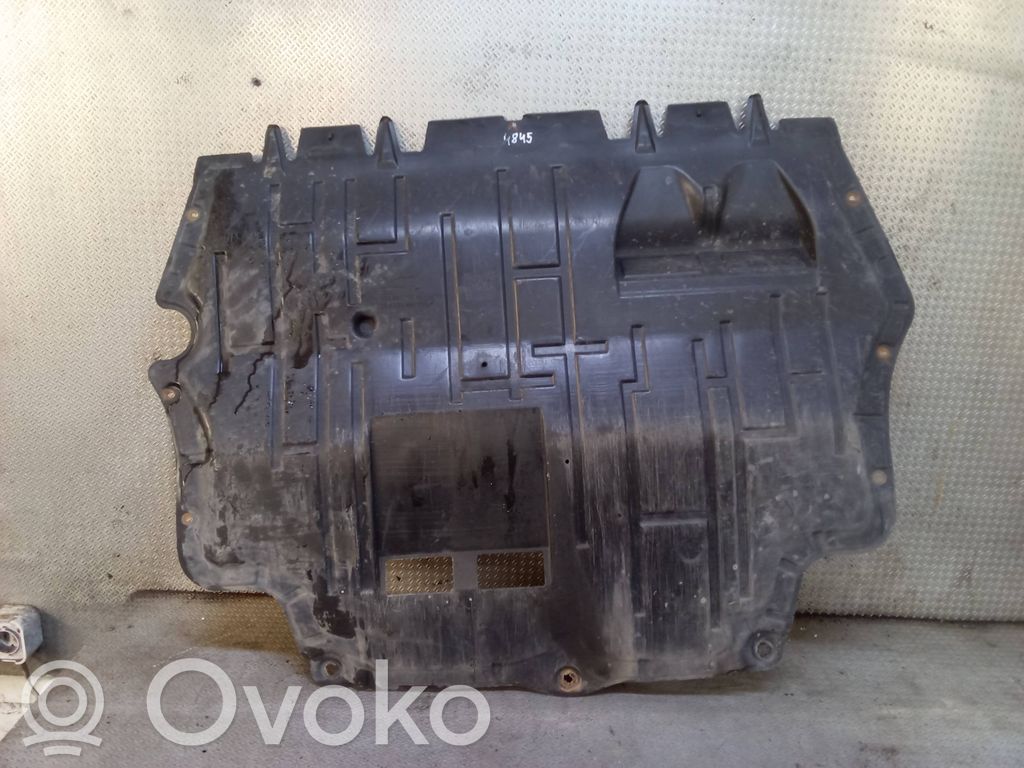 Volkswagen PASSAT B6 Osłona dolna silnika