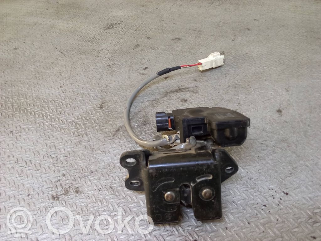 Toyota Corolla Verso E120 E121 Tailgate/trunk/boot lock/catch/latch