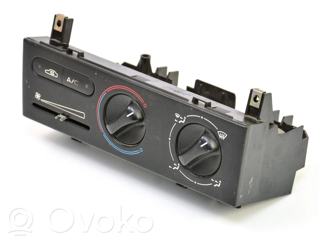 Peugeot 406 Climate control unit 