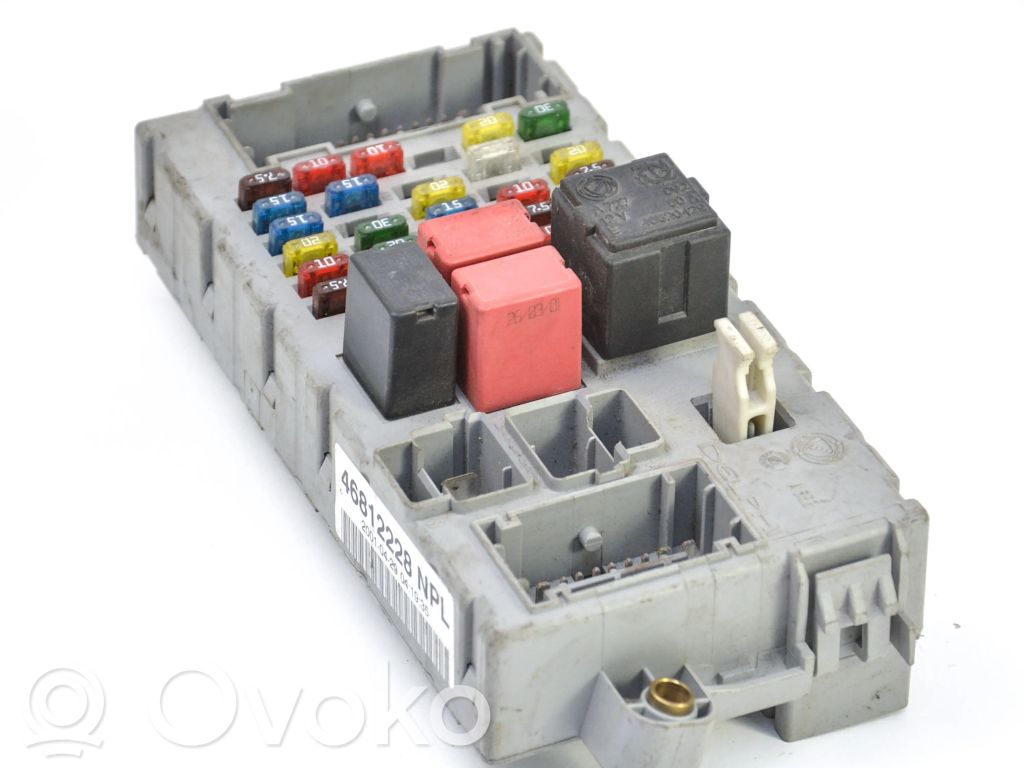 Fiat Punto (188) Fuse module 