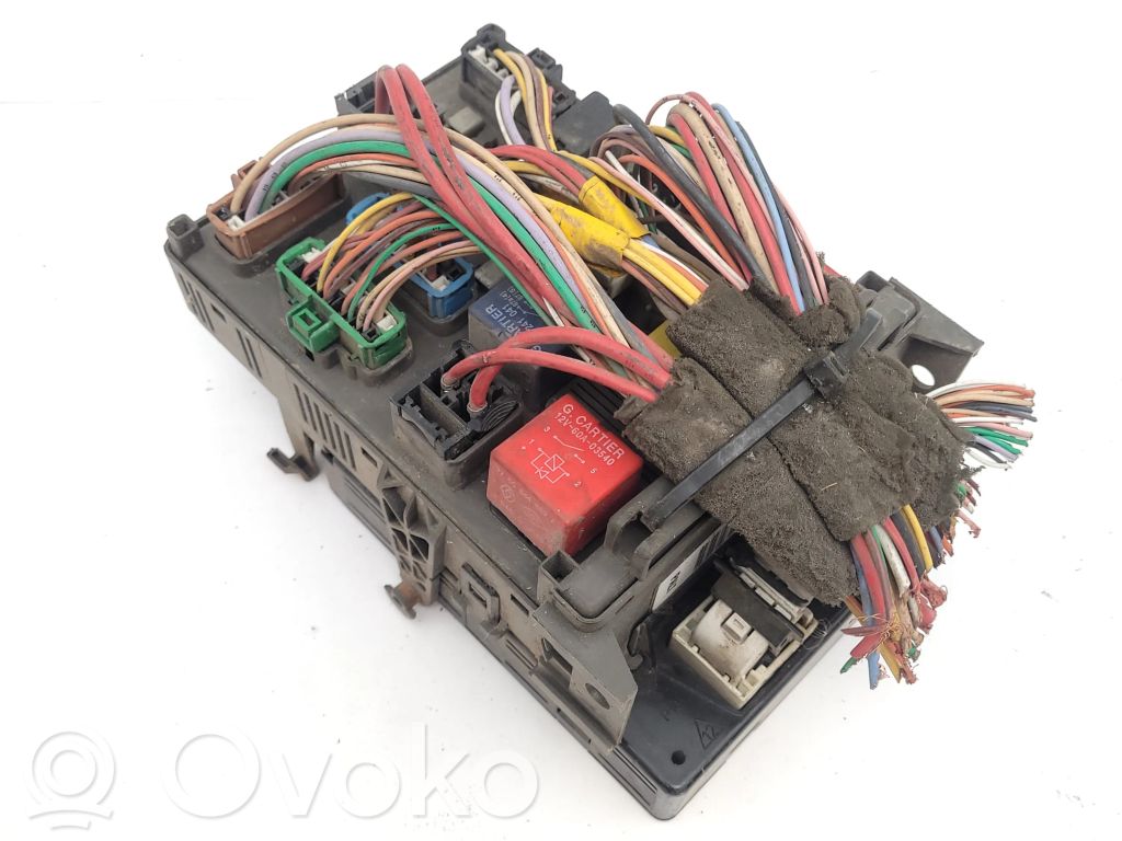 Sulakemoduuli   8200213234,216696958C,518002217,55RDRE536,8200004201E,8200148810A,8200206787