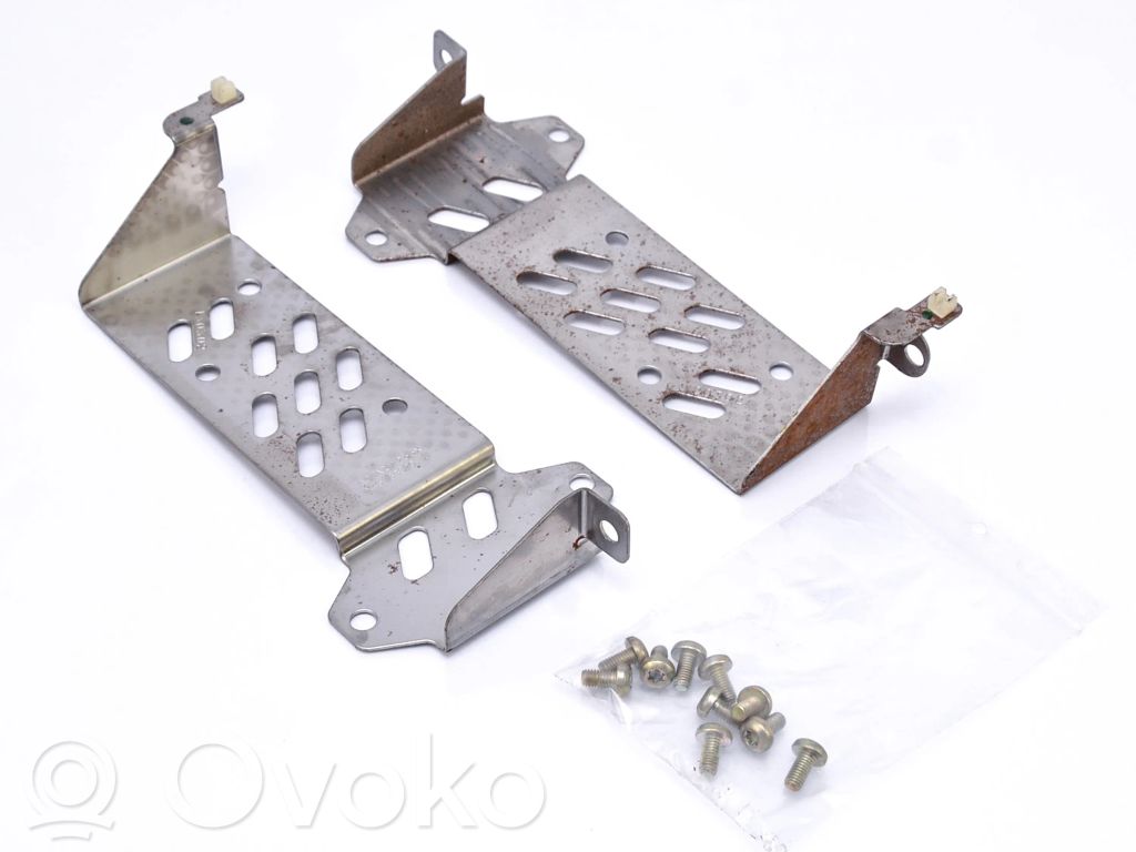 Engine mount bracket   1X4318B820BE,1X4318B820AE,1X4318B820BE,1X4318B820AE