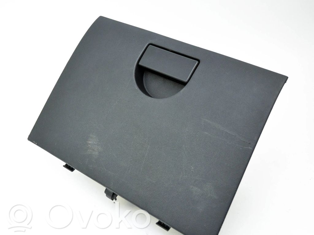 Handschuhfach   70770308890