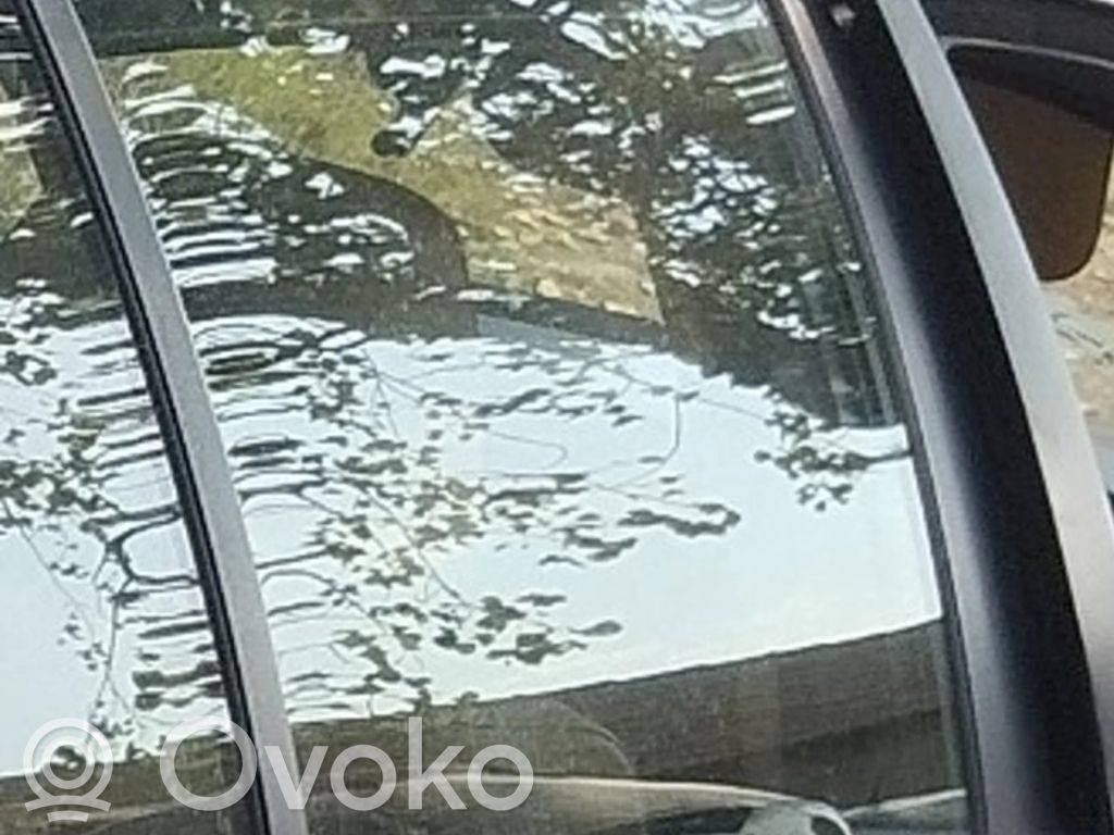 BMW 5 E60 E61 aizmugurējo durvju stikls 