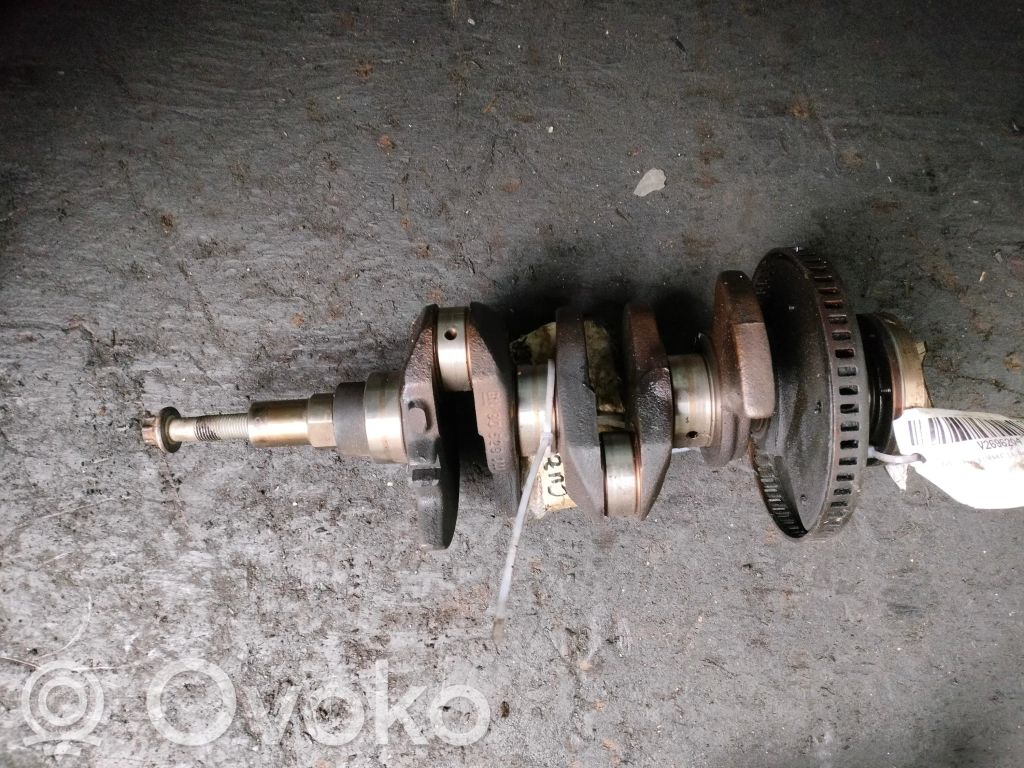 Opel Corsa C Kloķvārpsta 