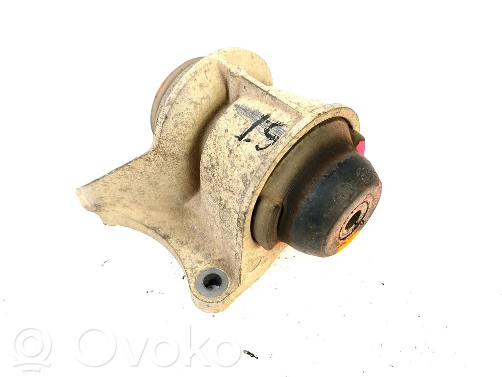 Engine mount bracket