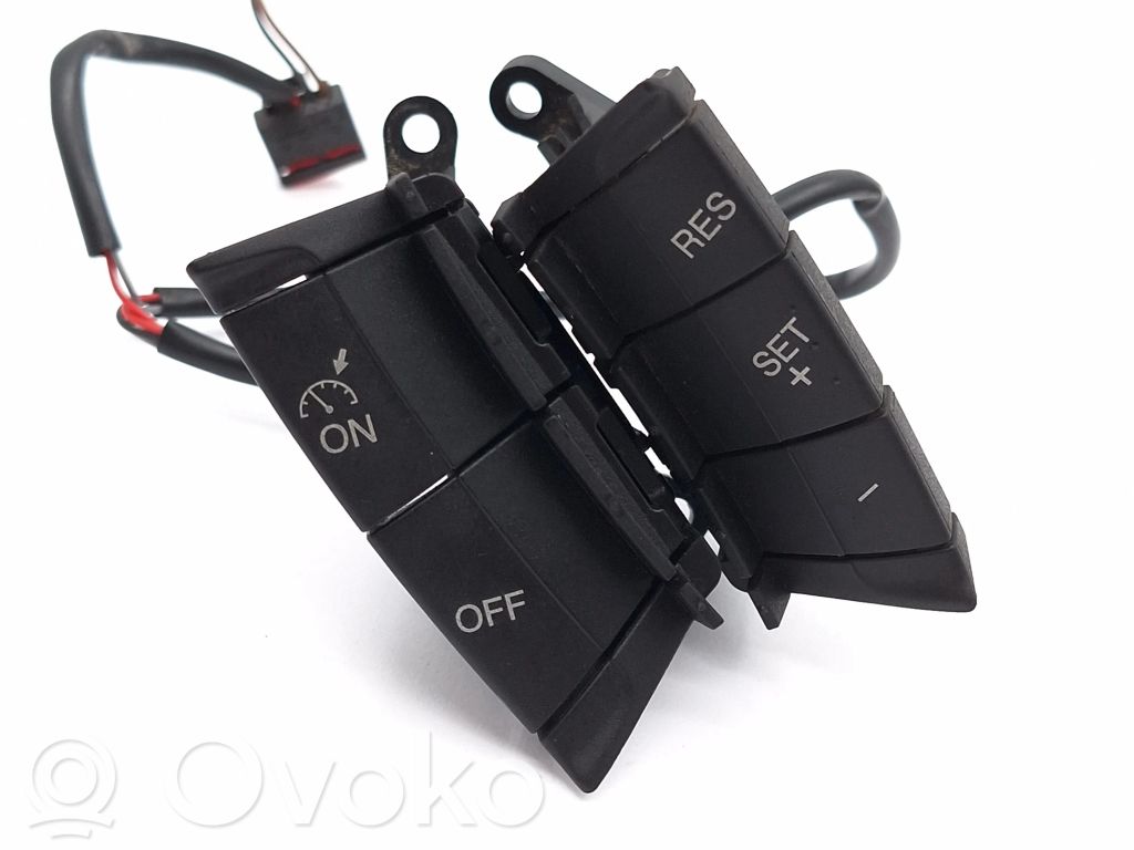Руль   4M5T9E740AA,4M5T9E740AA,30347739B,G952A30347739B