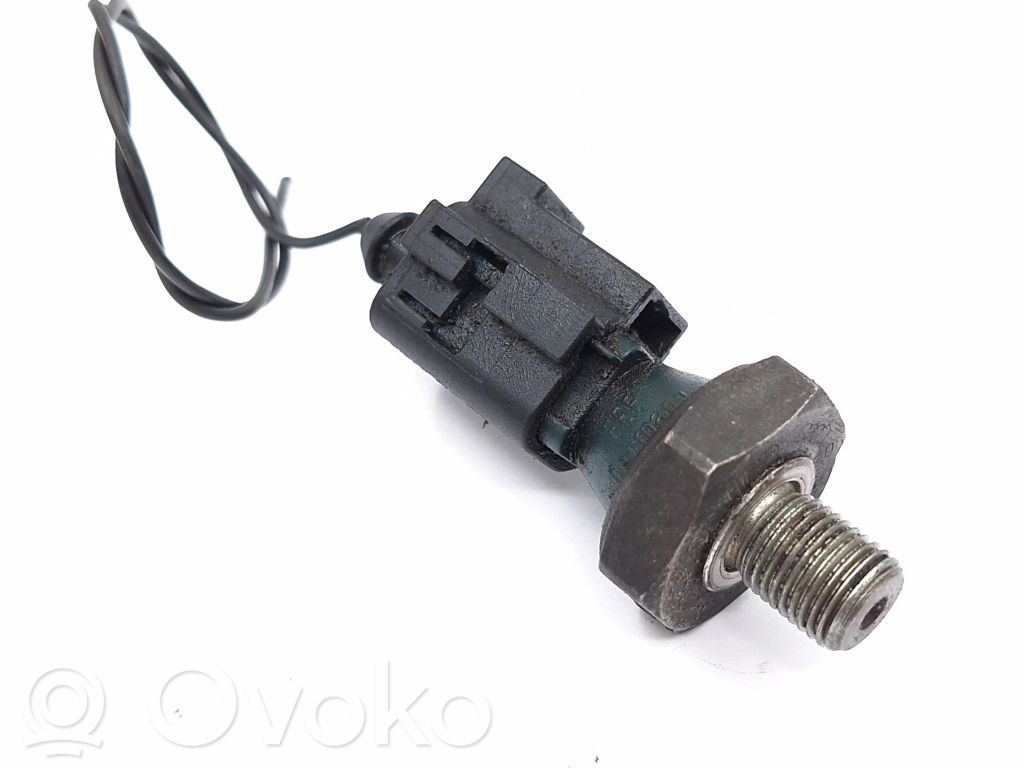 Audi A4 S4 B8 8K Öljynpaineanturi 