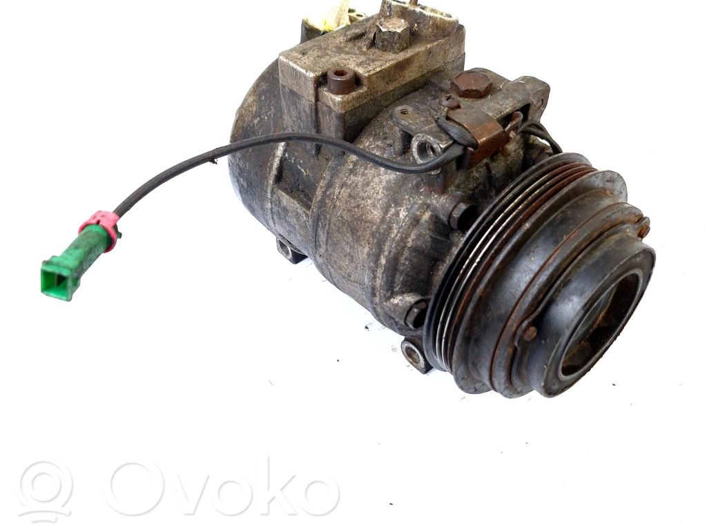 Volkswagen PASSAT B5.5 Kompresor / Sprężarka klimatyzacji A/C 