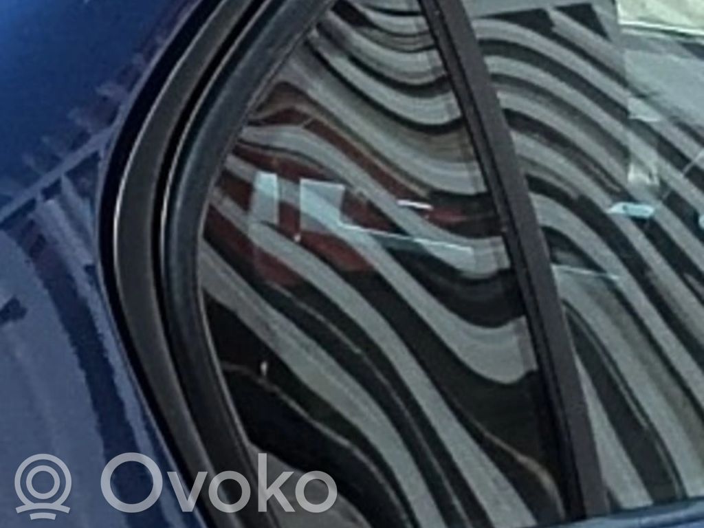 BMW 3 E90 E91 Стекло дверей багажника 