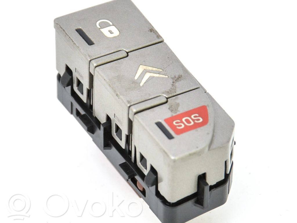 Citroen C5 Central locking switch button 