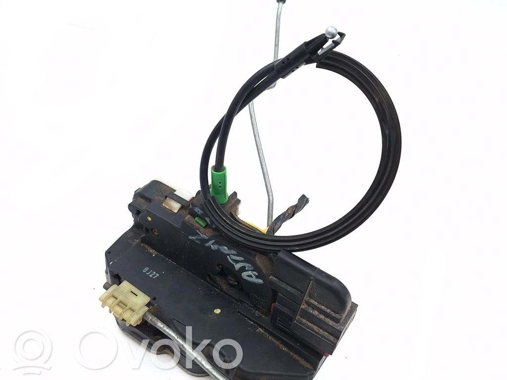 Opel Astra J Cerradura de puerta trasera 