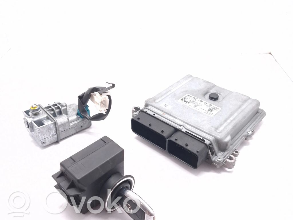 Mercedes-Benz C W204 Komputer / Sterownik ECU silnika 