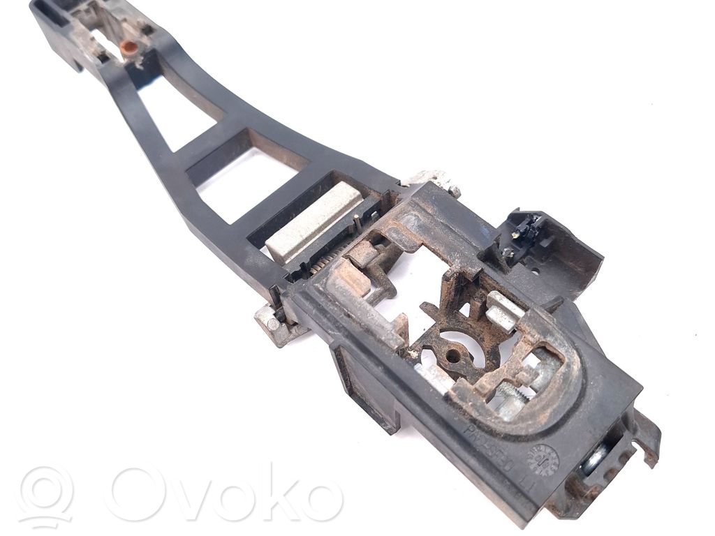 Ford Focus Manecilla externa puerta delantera 